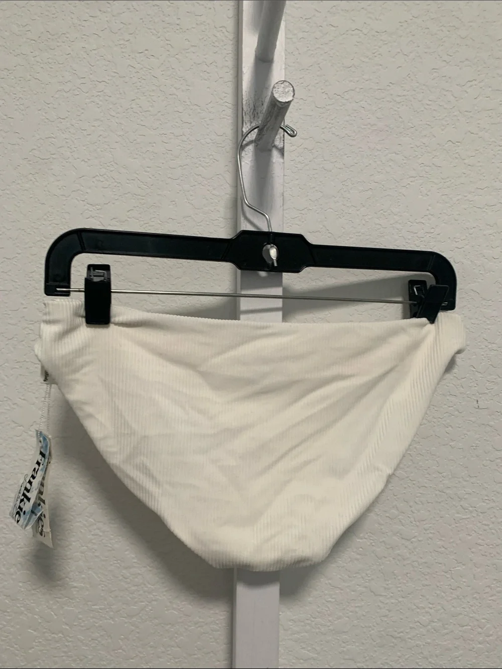 NWT Frankie’s Bikinis Shea Ribbed White Bikini Bottom